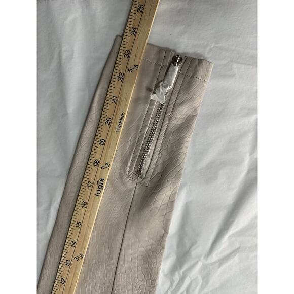 LA Coalition Vegan Leather Biker Style Jacket size S New With Tags - Picture 15 of 16